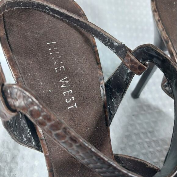NINE WEST! ESPRESSO BROWN GENUINE LEATHER, T BAR LIZARD IMPRINT HEELS! SZ 7M - Picture 9 of 12